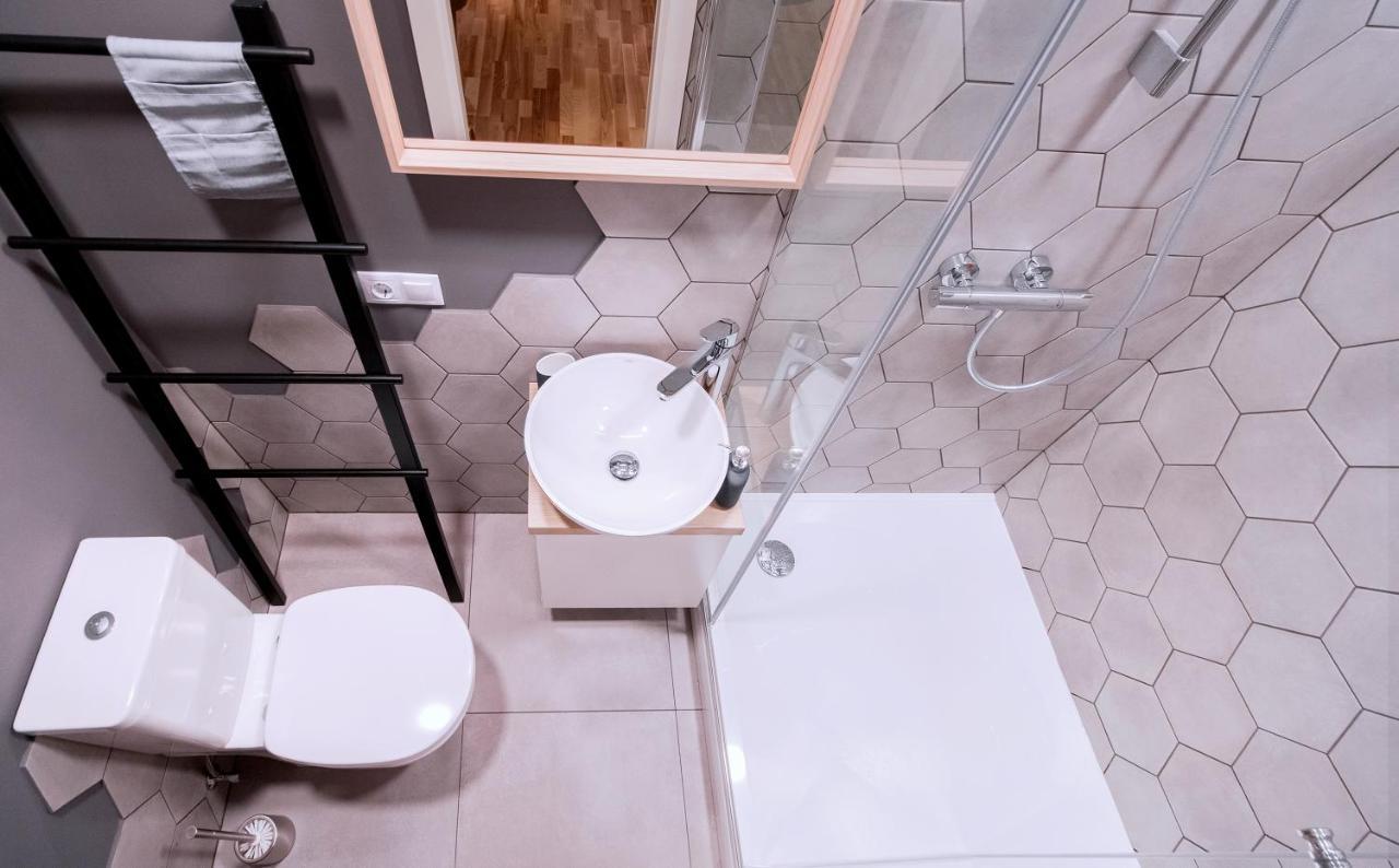 Romantic And Spacious Apartment In Riga Old Town ภายนอก รูปภาพ