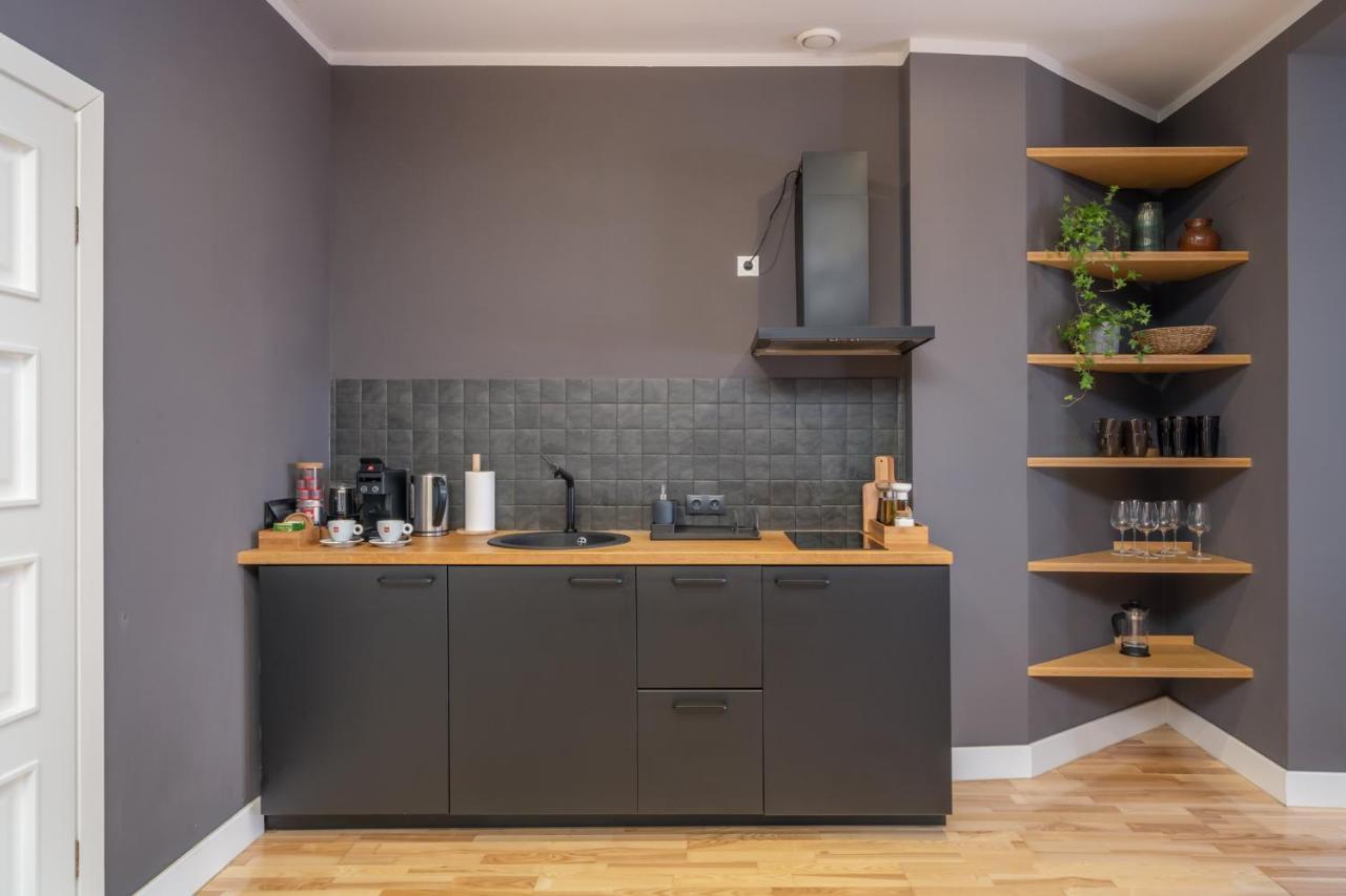 Romantic And Spacious Apartment In Riga Old Town ภายนอก รูปภาพ